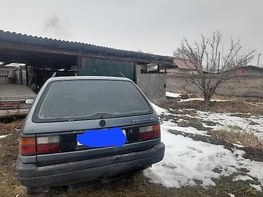 mitsubishi karisma: Volkswagen Passat: 1991 г., Универсал — 2