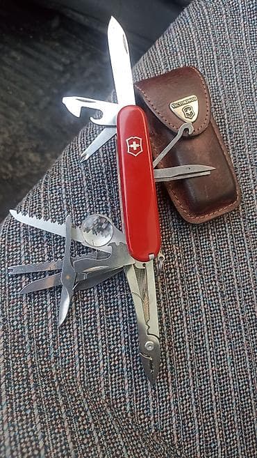 Аңчылык жана балык уулоо: Мультитул-нож Victorinox с кожаным чехлом Компактный швейцарский нож — 4