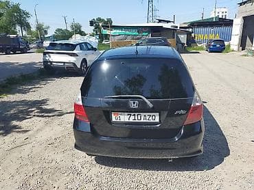 Honda Fit: 2006 г., 1.3 л, Автомат, Бензин, Хэтчбэк — 3