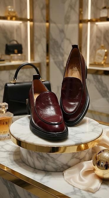 Женские лоферы бордового цвета - Модель: классические лоферы без