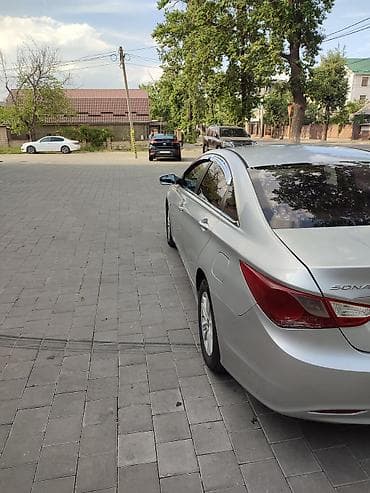 соната элф: Hyundai Sonata: 2011 г., 2 л, Автомат, Газ, Седан — 3