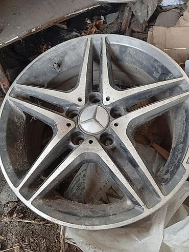 Диски: Литые Диски R 16 AMG, Пара, отверстий - 5 — 2