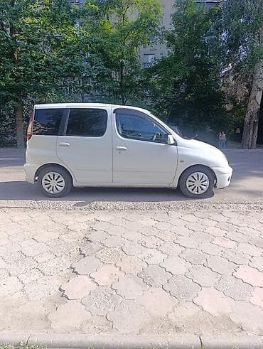 дешев: Toyota Funcargo: 2003 г., 1.3 л, Автомат, Бензин, Минивэн — 2