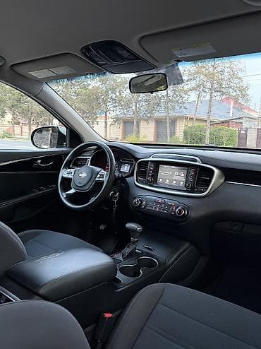 2 jz: Kia Sorento: 2019 г., 2.4 л, Автомат, Бензин, Минивэн — 6