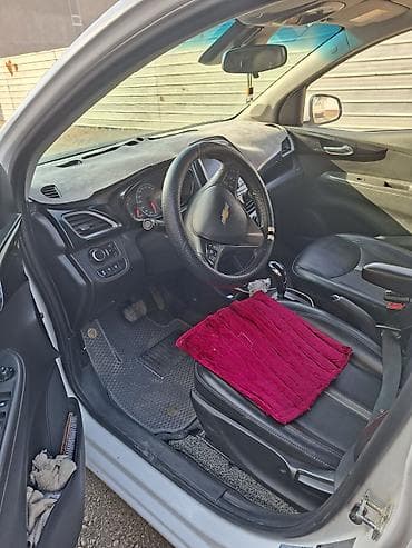 электрическое авто: Chevrolet Spark: 2022 г., 1 л, Автомат, Бензин, Хэтчбэк — 7