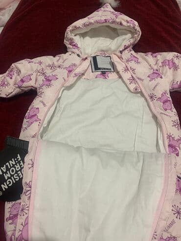 Верхняя одежда: Конверт для новорождённого.Новый конверт,демисезонный,внутри х/б.Бренд — 4