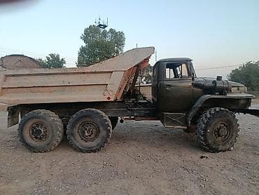 Самосвал 6×6 на базе армейского вездехода - Полный привод высокий at lalafo.kg Самосвал 6×6 на базе армейского вездехода - Полный привод высокий