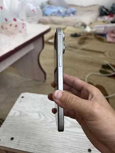 iphone 6: IPhone 16 Pro Max, Б/у, 256 ГБ, Natural Titanium, Защитное стекло, Чехол, Кабель, 91 % — 1