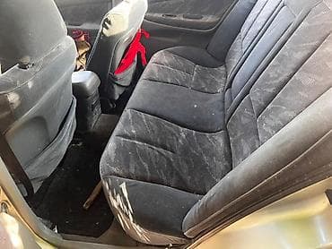 Транспорт: Mitsubishi Galant: 1998 г., Механика, Седан — 9
