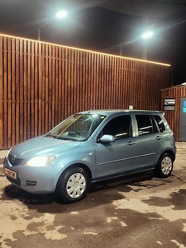 mazda 3: Mazda Demio: 2004 г., 1.3 л, Автомат, Бензин, Хэтчбэк — 2