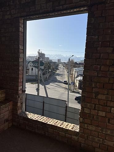 2 room flat: 3 комнаты, 78 м², 3 этаж — 8