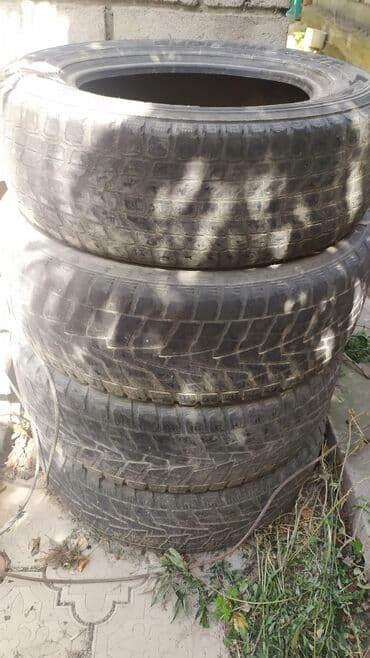 Шины, одна резина 215/65R16