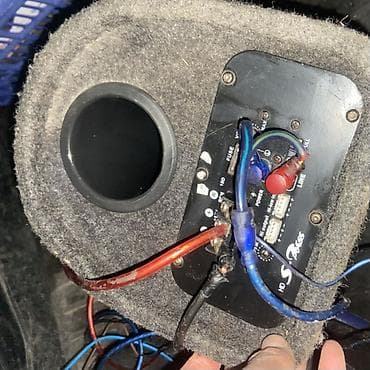 свет для видео: Автомагнитола Sony + сабвуфер в корпусе - Головное устройство Sony — 7