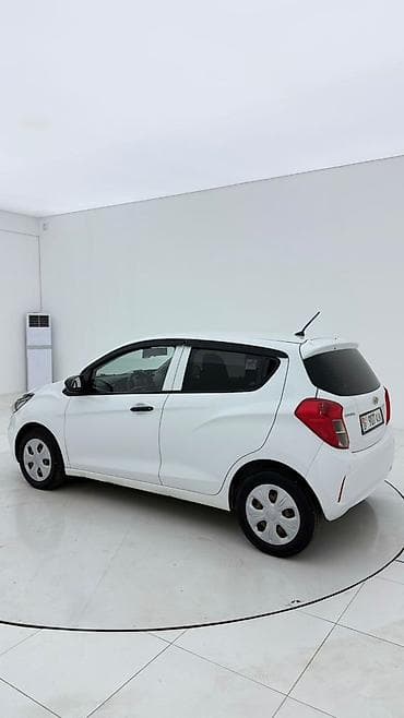 chevrolet tracker ltz: Chevrolet Spark: 2020 г., 1 л, Автомат, Бензин, Хэтчбэк — 4