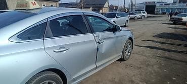 Скупка авто: Hyundai Sonata, серебристый седан (актуальное поколение до — 7