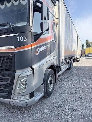 вольво кенгуратник: Тягач, Volvo, 2014 г., Тентованный — 3