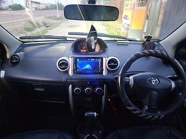 таеиа ист: Toyota Ist: 2003 г., 1.5 л, Автомат, Газ, Хэтчбэк — 8