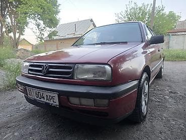 Volkswagen Vento: 1993 г., 1.8 л, Механика, Газ, Седан