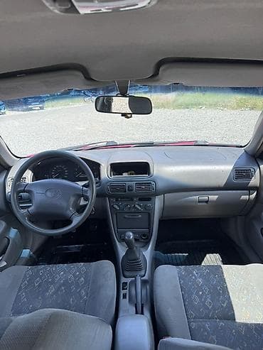corolla s: Toyota Corolla: 1998 г., Механика, Бензин, Хэтчбэк — 8
