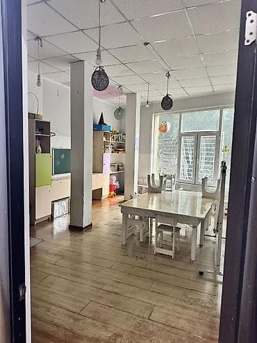 Кызматтар: Сдается 2х этажное здание в аренду на долгий срок. 100м2 Цена — 9