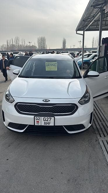 kia cornival: Kia Niro: 2019 г., 1.6 л, Робот, Гибрид, Кроссовер — 1