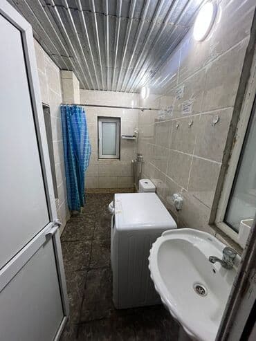 продаю дом в городе балыкчы: 32 кв. м, Эмереги менен — 3