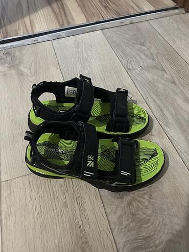 dunk low: ⚠️⚠️⚠️ ЦЕНА ОКОНЧАТЕЛЬНАЯ ⚠️⚠️⚠️

Сандали Crosby в хорошем состоянии — 1