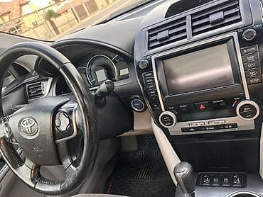 Toyota Camry: 2013 г., 2.5 л, Автомат, Гибрид, Седан — 9