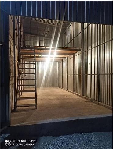 Сдаю под склад ангарное помещение 50 КВ.м. 1-этаж 3.80 м на 9 м