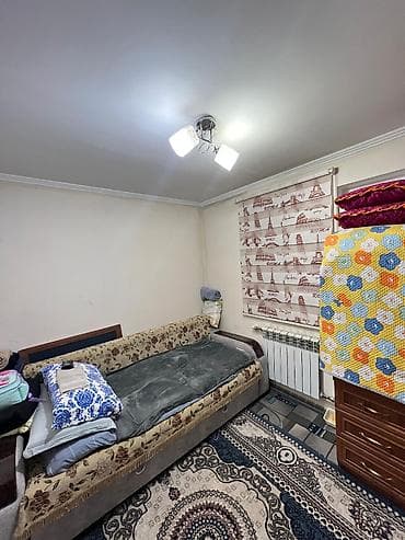 🏡 Продается участок с 2 домами 📍Район: ж/м Бакай-Ата 🌳 Участок: 5 — 7