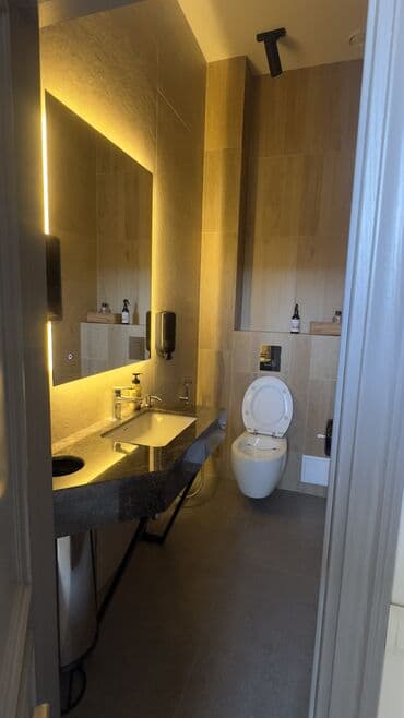 недвижимость в оше: Сдаю кушетки в очень уютной студии в хорошей локации! Для — 2