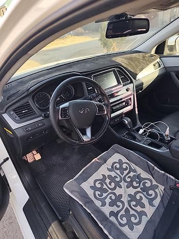 швей машина: Сдаю Hyundai Sonata, Посуточно — 5