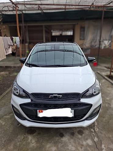 accord 2002: Компактный городской хэтчбек белого цвета. Основные особенности: - — 3