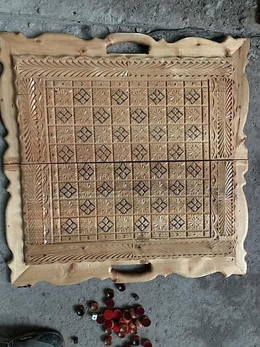 Шлемы: Резные деревянные шашки/нарды 2-в-1 - Комбинированный игровой набор — 3