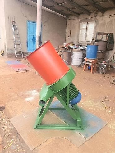 Транспорт: Соломорезка/измельчитель соломы и сена с выбросом Назначение: - — 6