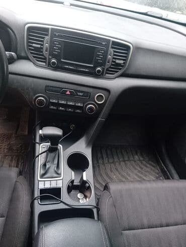 спортивные инструменты: Kia Sportage: 2019 г., 2.4 л, Автомат, Бензин, Кроссовер — 8