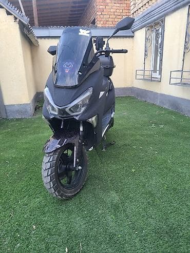 gilera runner: Макси-скутер 150 куб. см, Бензин — 2