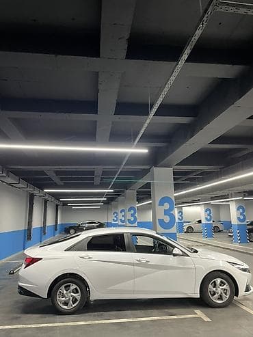Транспорт: Hyundai Elantra: 2020 г., 1.6 л, Автомат, Бензин, Седан — 4