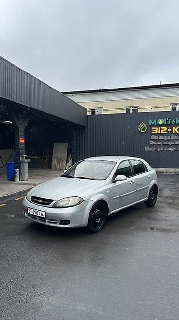 Chevrolet Lacetti: 2013 г., 1.4 л, Кол менен иштөөчү, Бензин, Хетчбек — 3