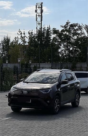 sprinter 315: Toyota RAV4: 2018 г., 2.5 л, Автомат, Бензин, Внедорожник — 2