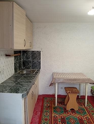 ижарага комната: Сдается времянка одна комната для одного человека без детей.Район — 5