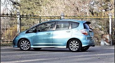 Haima: Honda Fit: 2011 г., 1.5 л, Автомат, Бензин, Хэтчбэк at lalafo.kg — 4 Haima: Honda Fit: 2011 г., 1.5 л, Автомат, Бензин, Хэтчбэк — 4