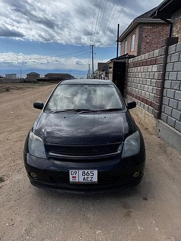 дайхатцу моби: Toyota Ist: 2003 г., 1.5 л, Автомат, Бензин, Хэтчбэк — 1