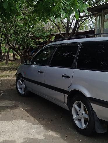 запчасти на мерседес w220 бишкек: Volkswagen Passat Variant: 1994 г., Кол менен иштөөчү, Бензин, Универсал — 1