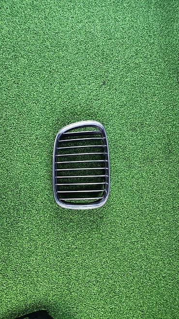 Транспорт: Е39 дорест Ноздря .хром Решётка. Правая 8 159 —-312 Год 1999 В — 1