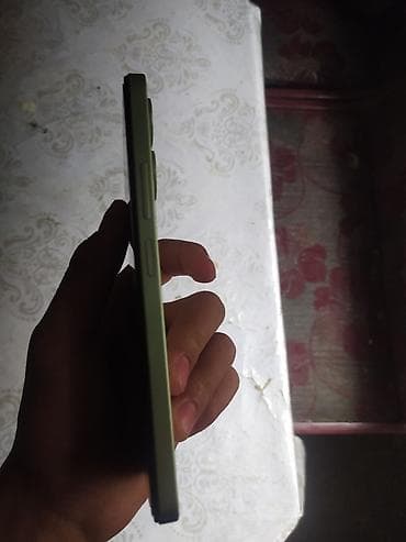Redmi, Redmi 13C, Колдонулган, 256 ГБ, түсү - Жашыл, 2 SIM — 4