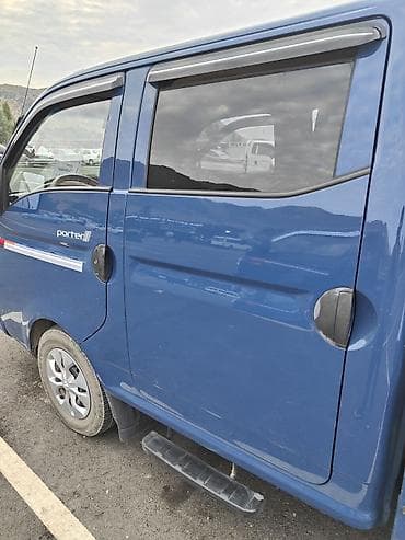 Продажа авто: Hyundai Porter: 2020 г., 2.5 л, Типтроник, Дизель, Фургон — 2