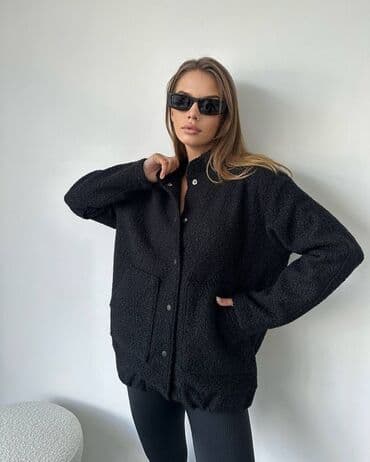 срочно продаю в связи с переездом: Бомбер, Күз-жаз, Оверсайз, Стандарт — 2