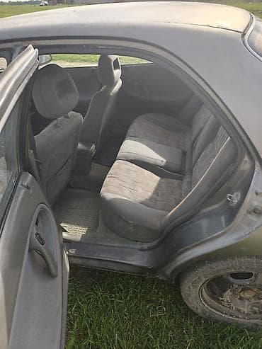 roewe i6: Mazda 626: 1997 г., Бензин, Седан — 7