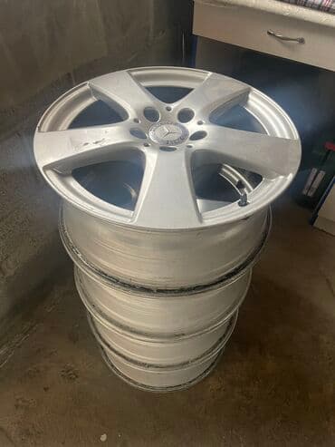 Литые Диски R 17 Комплект, отверстий - 5, Б/у